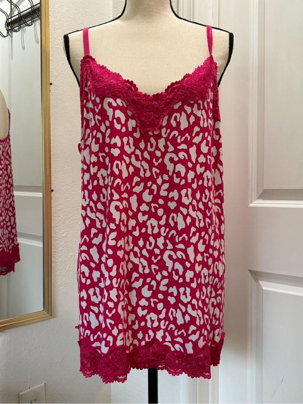 Lane Bryant Hot Pink and White Lace-Trim Camisole Sz 22/24